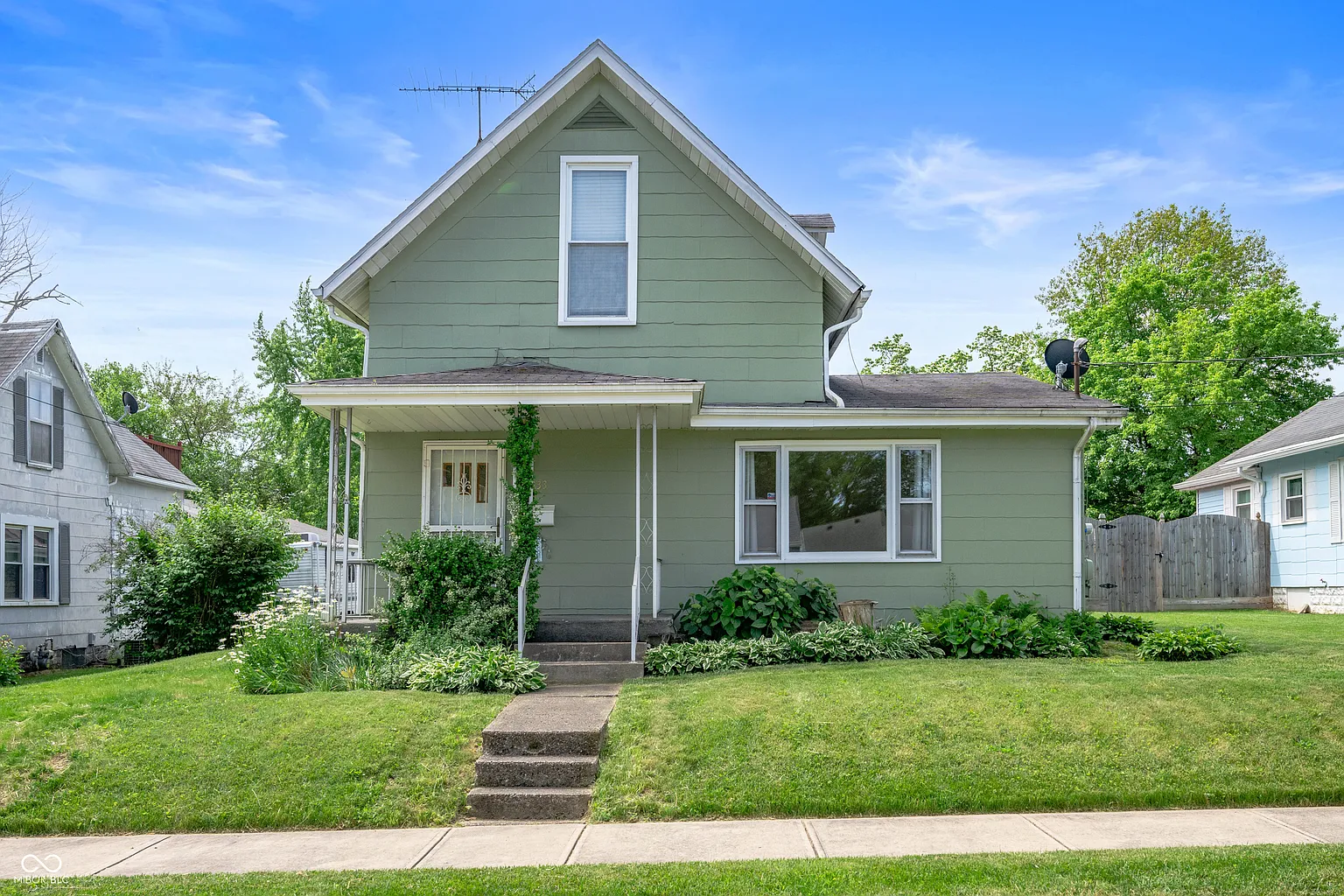 933 Cherry St photo 1