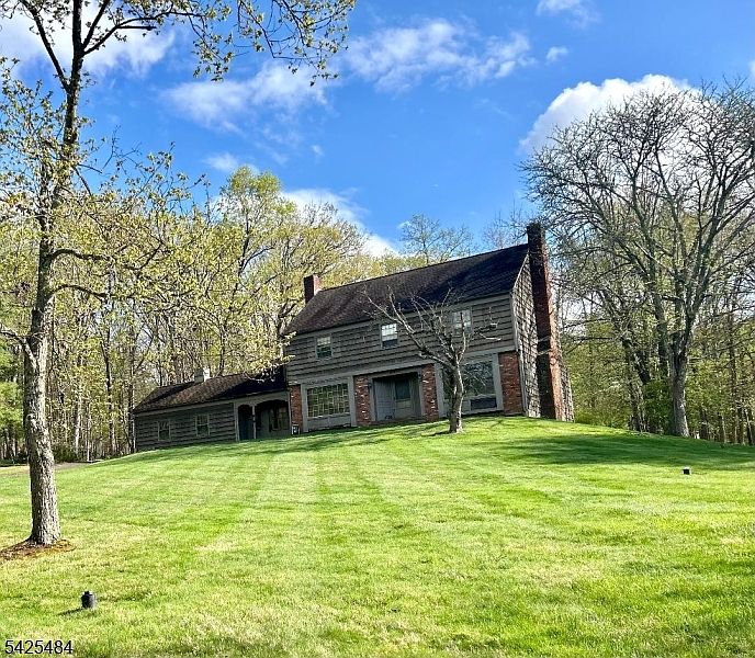 1st image of 60 Meadowlark Drive