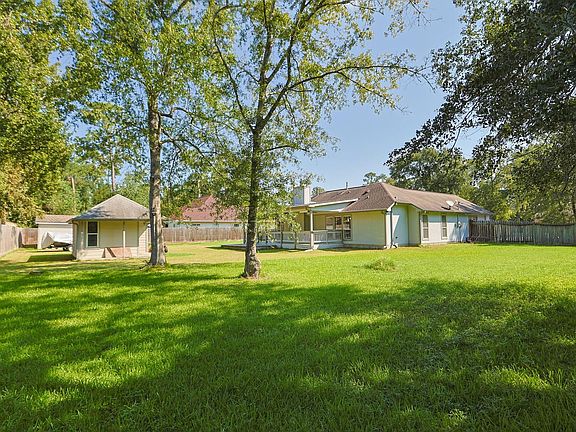 2nd image of 10403 Twin Oak Dr