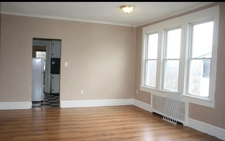 1041 N Webster Ave #2 — Photo 7