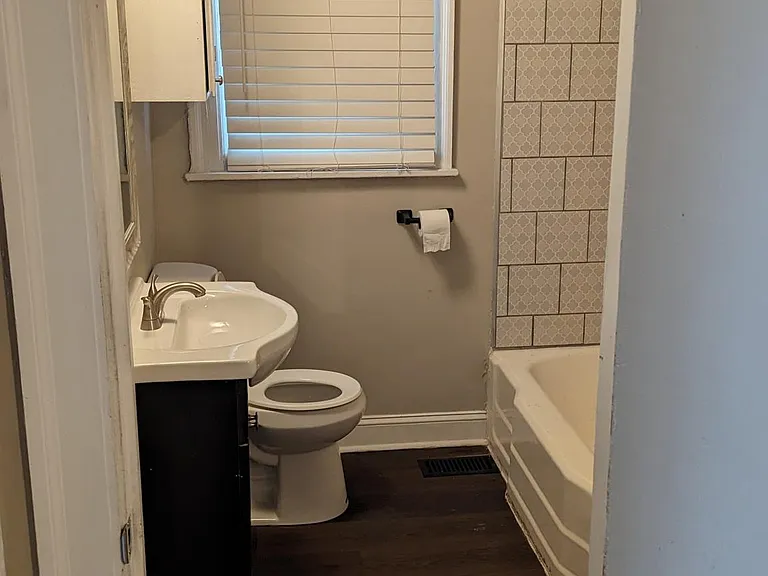 1809 Middle Tennessee Blvd — Photo 8