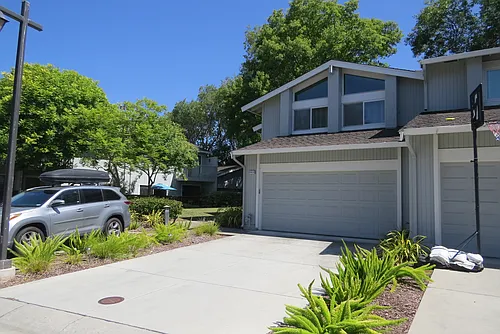 20628 Oak Creek Ln Photo 1