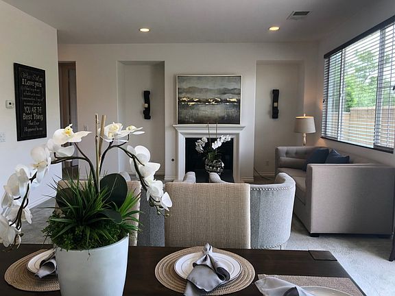 3rd image of 3267 Larkspur St