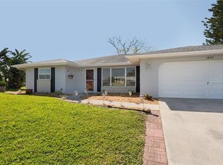 1400 Cambridge Dr, Venice, FL 34293