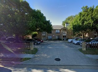 314 E Denton Dr #D, Euless, TX 76039