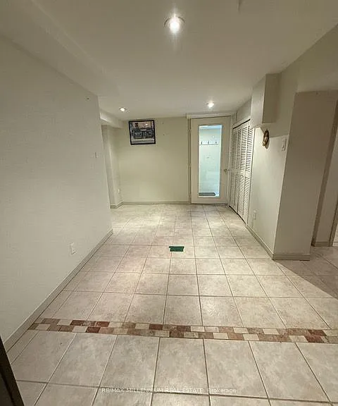 180 Cottingham St — Photo 10