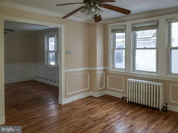 5th image of 439 Burnley Ln