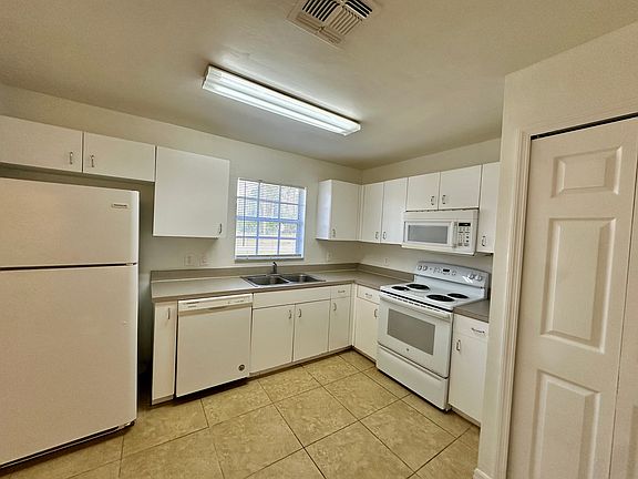 3rd image of 2801 Todd Ave S #2801