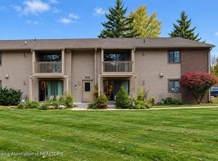 5402 Maple Rdg #36, Haslett, MI 48840