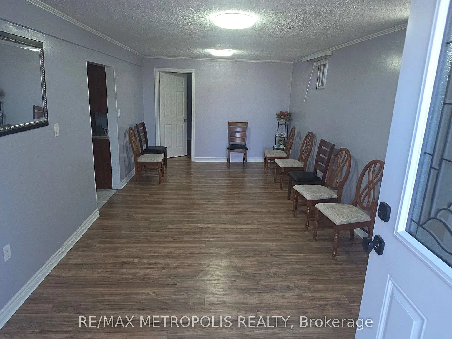 2 bed, $1,900 — Photo 4