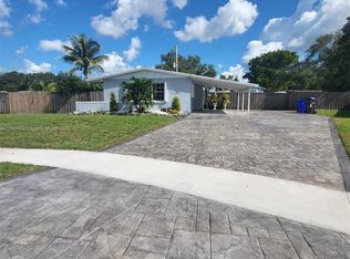 7031 Taylor St, Hollywood, FL 33024