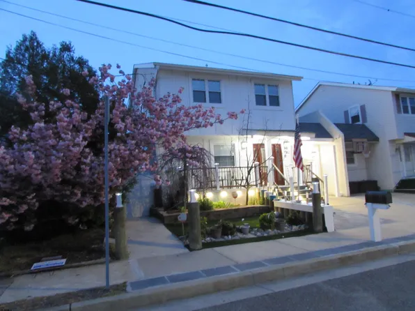 721 N Victoria Ave, Ventnor, NJ 08406