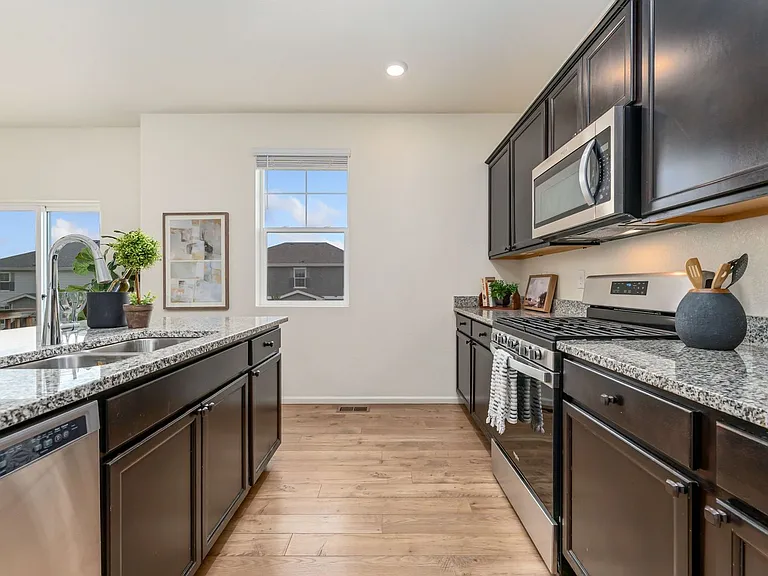 6818 Gateway Crossing St — Photo 13