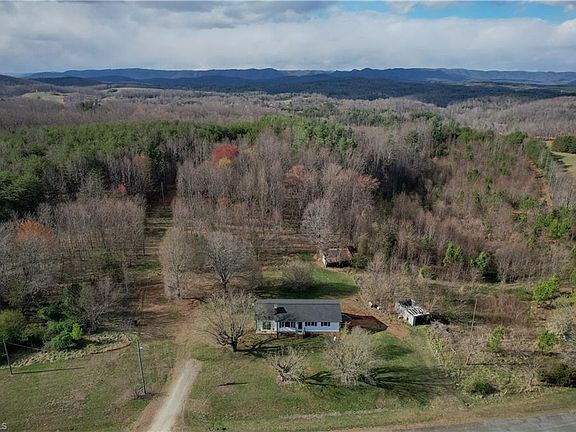 2nd image of 1065 Dallas King Rd