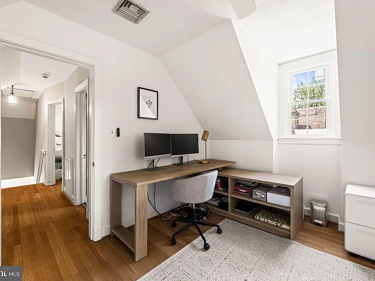 1623 Jonquil St NW — Photo 34