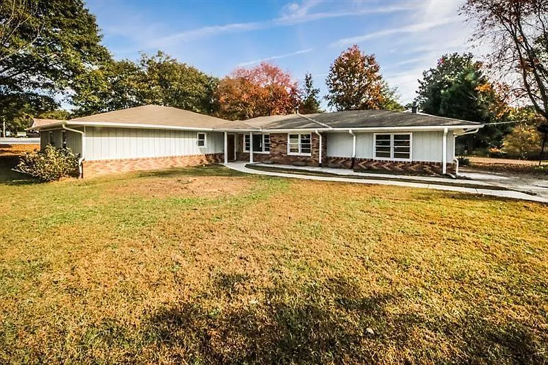 5075 Winters Chapel Rd