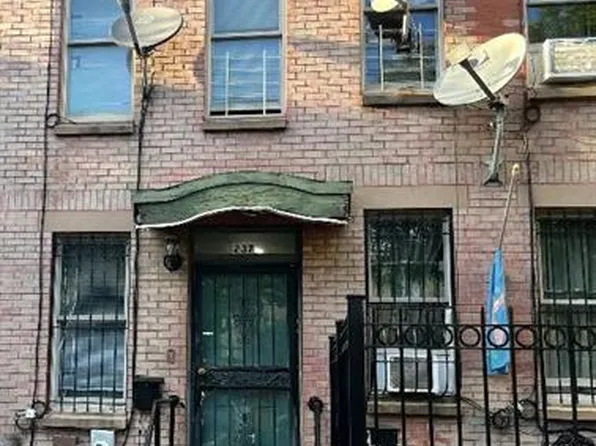 237 Hart St, Brooklyn, NY 11206