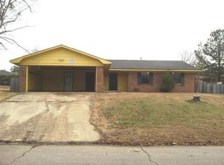 1823 Rollingwood Dr, Tupelo, MS 38801