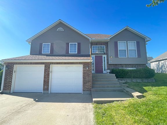 2nd image of 1503 Pebblecreek Dr