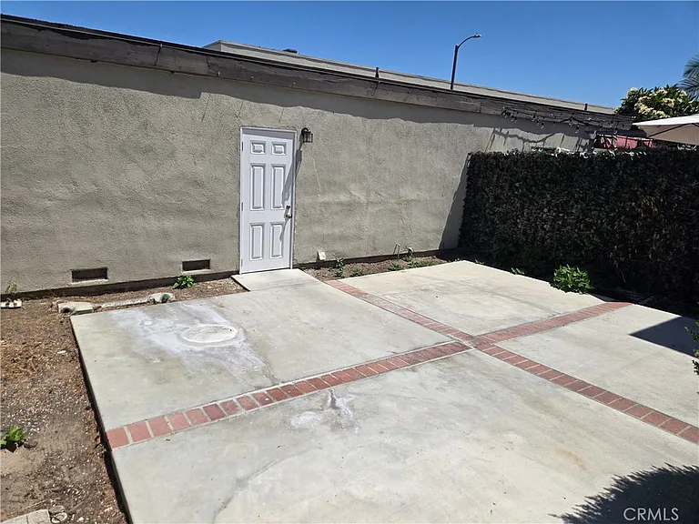 7040 Auburn Way — Photo 11