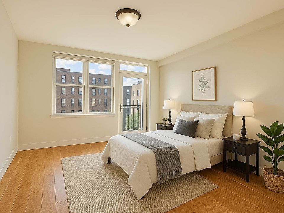 2nd image of 1543 E 19th St APT 6F