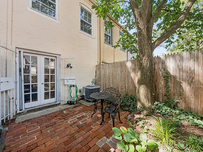 5 Snows Ct NW — Photo 22