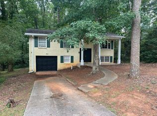 1615 Pine Glen Cir, Decatur, GA 30035