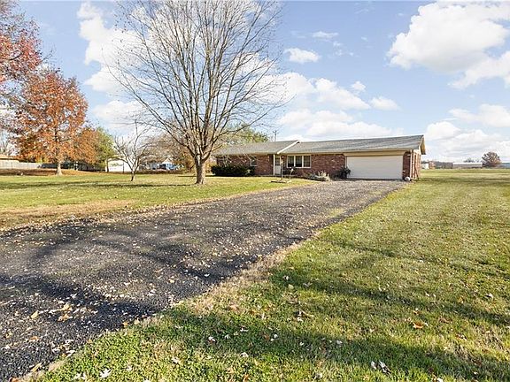 2nd image of 4840 Dana Ct