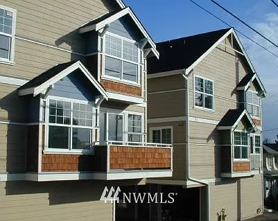 4103 Whitman Avenue N #B photo 1