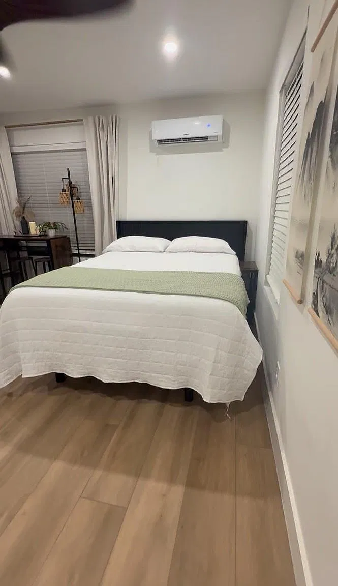 1 bed, 1.0 bath, 275 sqft, $1,400 — Photo 1