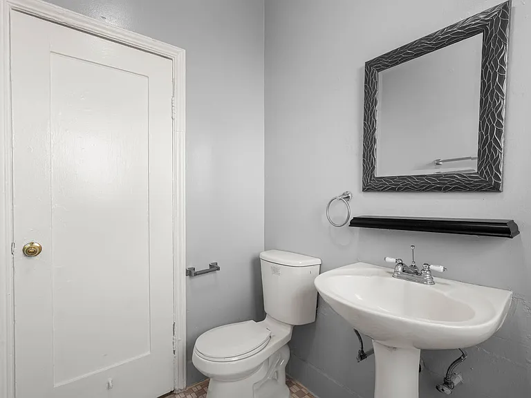 1516 N Hobart Blvd — Photo 10