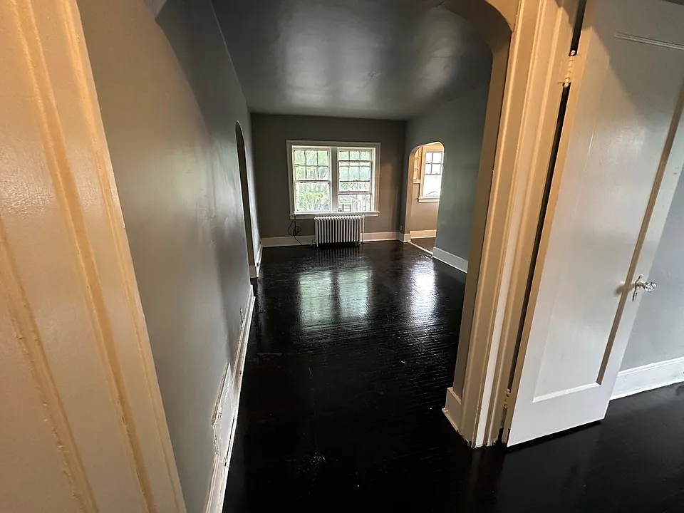 237 Field St #11