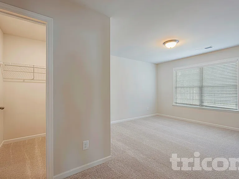 317 Oxbow St — Photo 13
