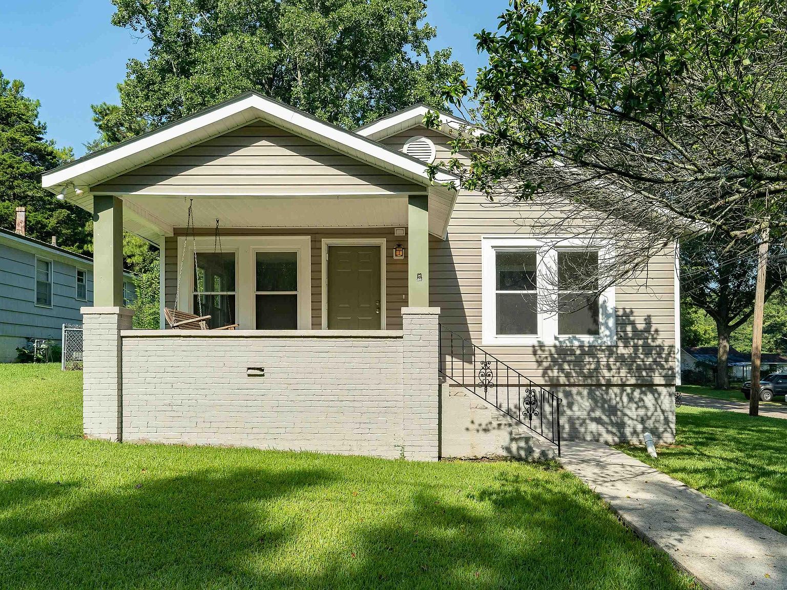 1736 Linden St, Leeds, AL 35094 Zillow