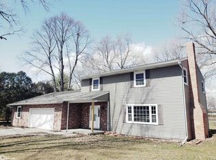 9158 Glenmark Dr, Burlington, IA 52601