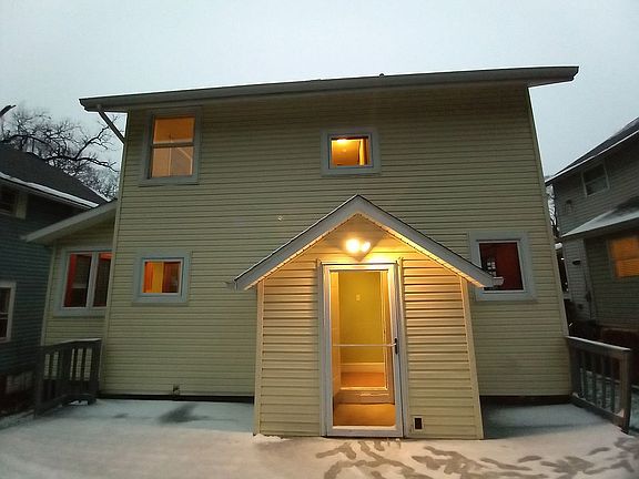 2nd image of 227 Elmwood Dr