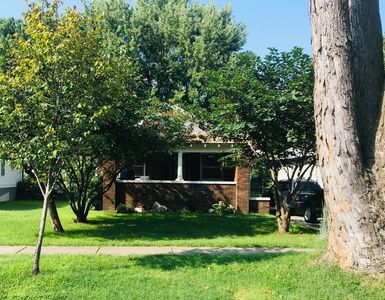 1021 W Chase St, Springfield, MO, 65803