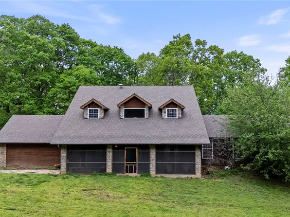 954 W Madison Dr #8050, Rogers, AR 72758