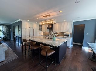 24931 Glen Orchard Dr, Farmington Hills, MI 48336