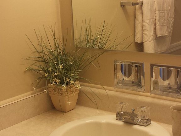 5th image of 5014 Broughton Pl