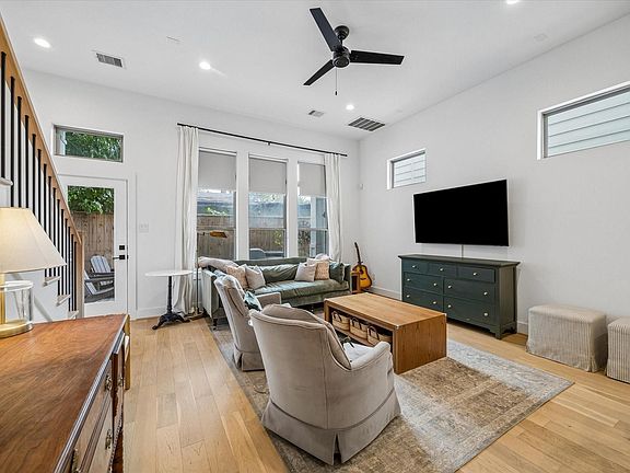 5th image of 1516 Fulton St