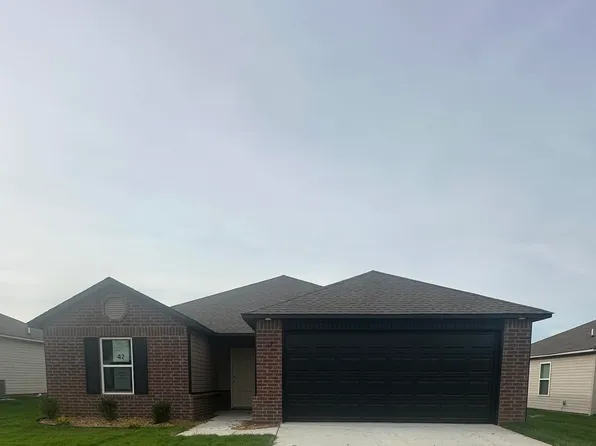 13 E Reliance Ct, Mayflower, AR 72106