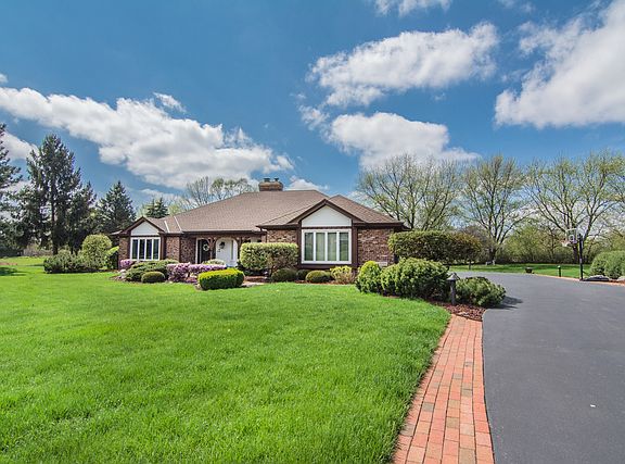 4th image of 3N550 Hickory Knoll Ln