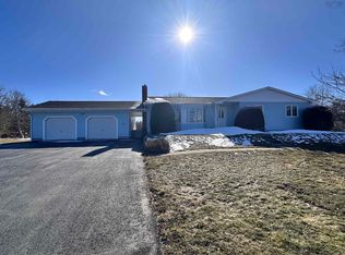 46 Long Cove Rd, Queens, NS B0J 2T0