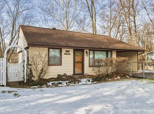 5417 Fox Lake Rd, McHenry, IL 60051