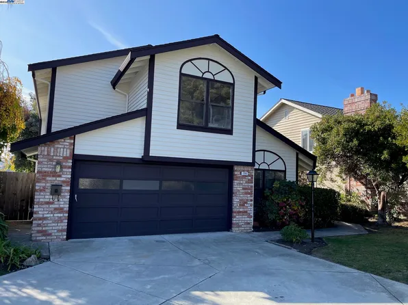 706 Widgeon St, Foster City, CA 94404