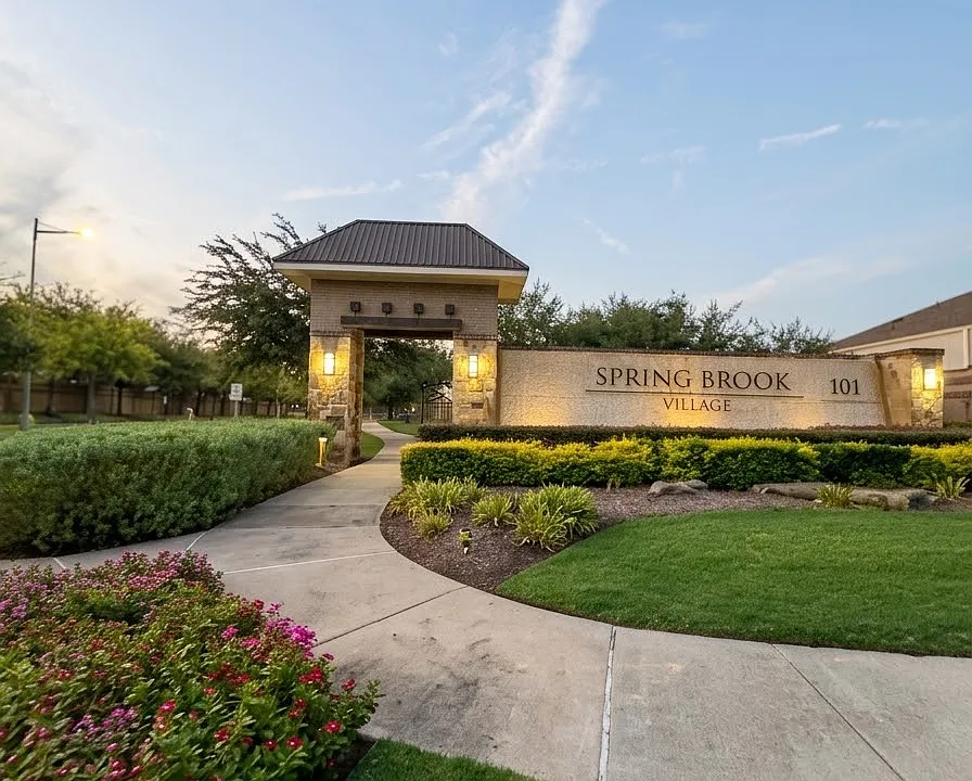 4105 Upland Bend Dr