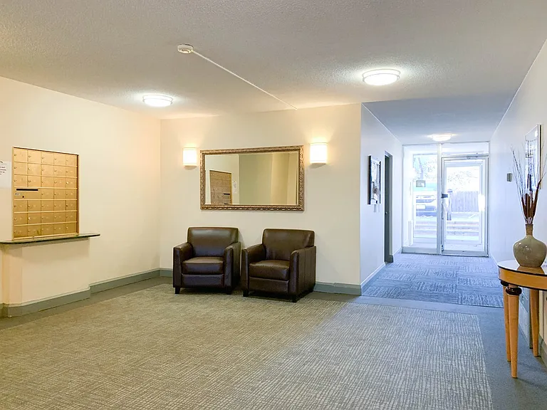 50 Park St #21 — Photo 16