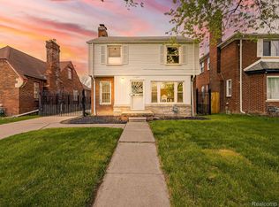 16207 Harlow St, Detroit, MI 48235