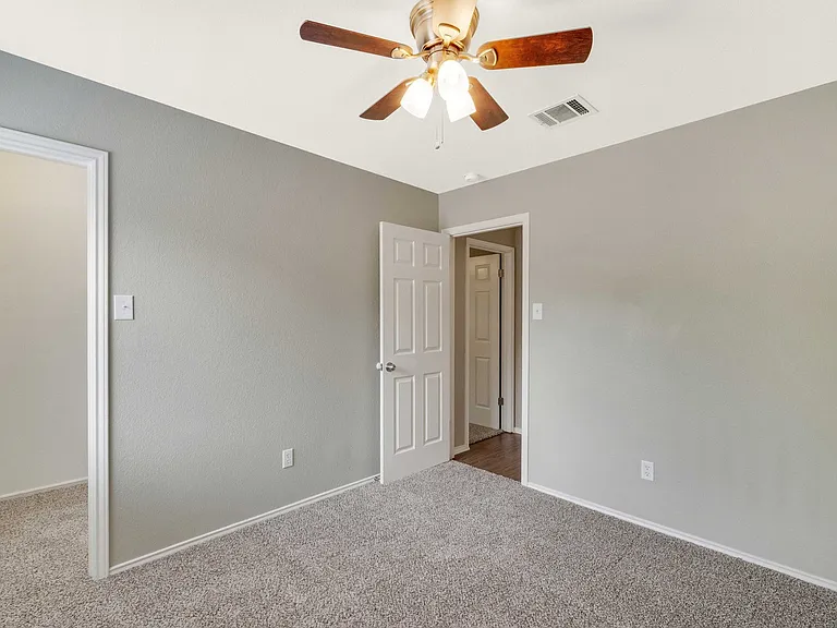 1512 Sundance Dr #T2 — Photo 14